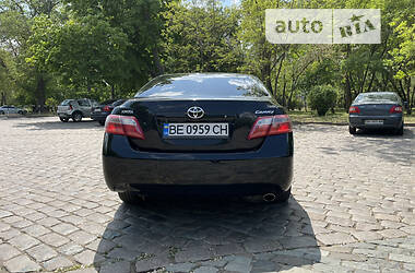 Седан Toyota Camry 2008 в Николаеве