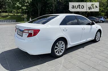 Седан Toyota Camry 2012 в Кременчуці