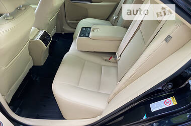 Седан Toyota Camry 2016 в Львові