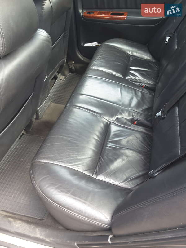 Седан Toyota Camry 2002 в Києві