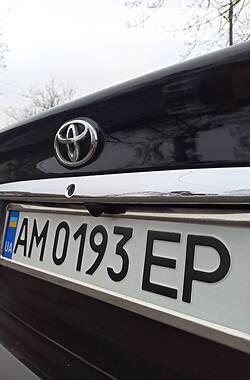 Седан Toyota Camry 2005 в Житомире