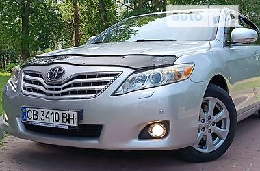 Седан Toyota Camry 2009 в Чернигове