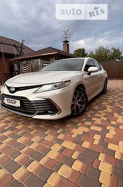 Седан Toyota Camry 2021 в Шостке