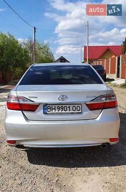 Седан Toyota Camry 2016 в Одессе