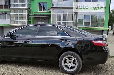 Седан Toyota Camry 2007 в Черновцах