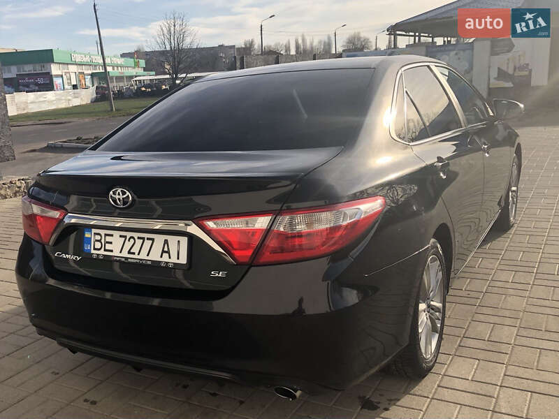 Седан Toyota Camry 2015 в Вознесенську