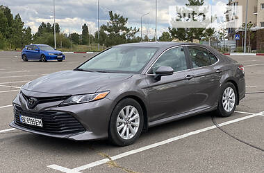 Седан Toyota Camry 2020 в Миколаєві