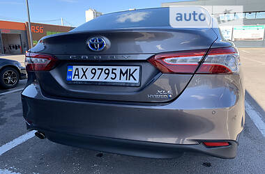 Седан Toyota Camry 2017 в Харкові