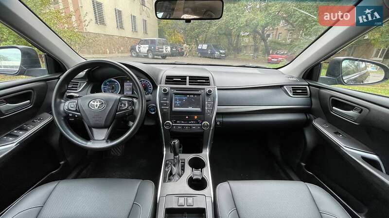 Седан Toyota Camry 2016 в Одессе