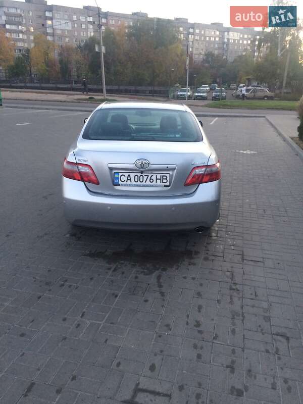 Седан Toyota Camry 2007 в Черкасах