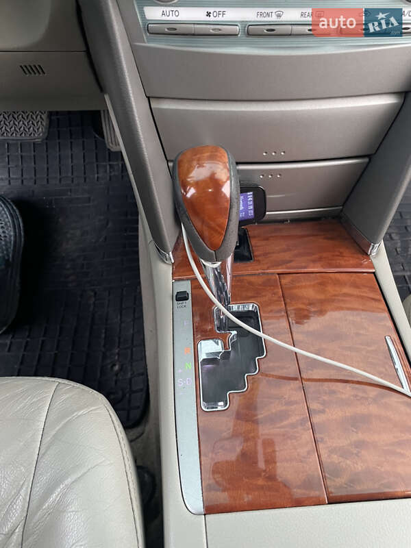 Седан Toyota Camry 2008 в Николаеве