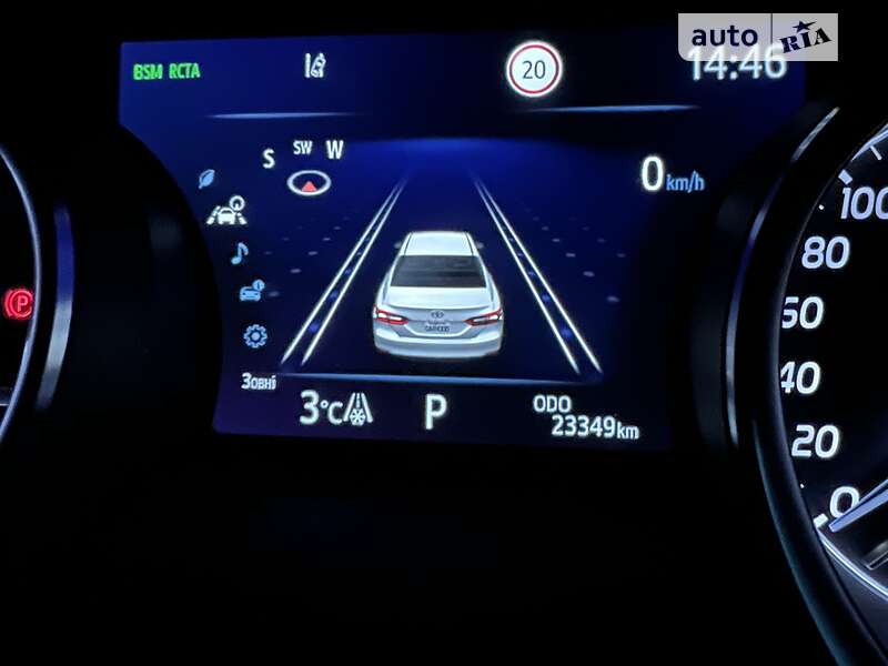 Седан Toyota Camry 2021 в Киеве