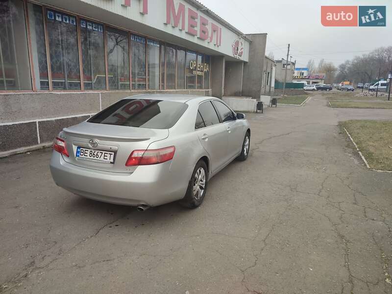 Седан Toyota Camry 2006 в Первомайске