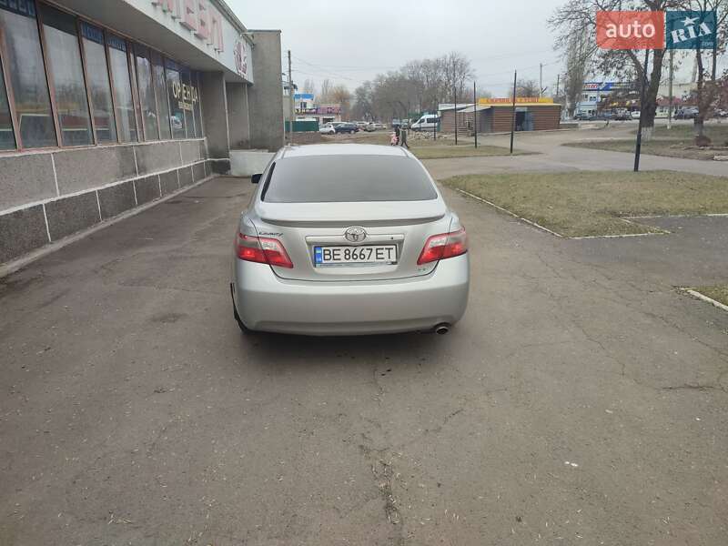 Седан Toyota Camry 2006 в Первомайске