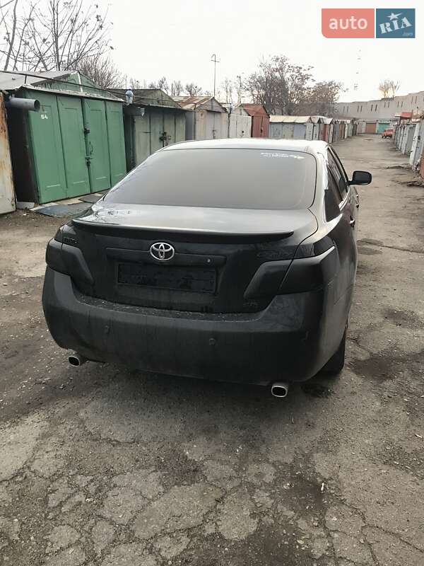 Седан Toyota Camry 2007 в Днепре