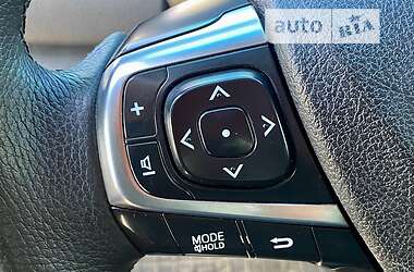 Седан Toyota Camry 2014 в 