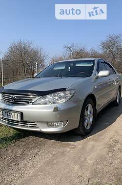 Седан Toyota Camry 2005 в Гайвороне