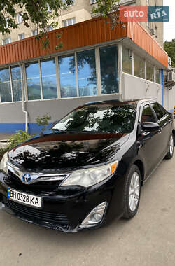 Седан Toyota Camry 2014 в 