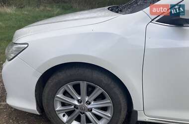 Седан Toyota Camry 2011 в 