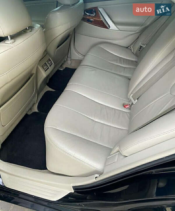 Седан Toyota Camry 2006 в Хмельницькому