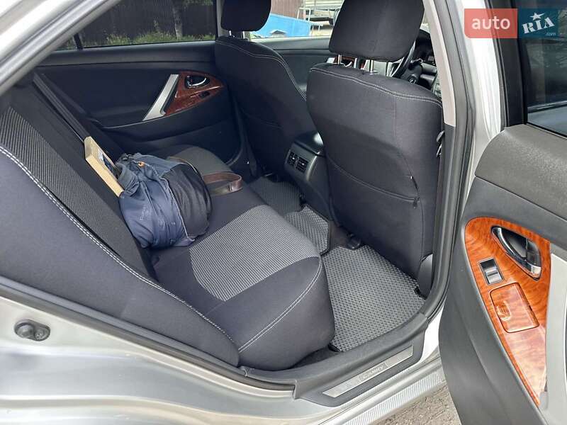 Седан Toyota Camry 2008 в Харькове