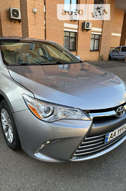 Седан Toyota Camry 2016 в 