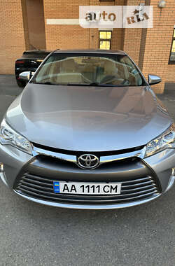 Седан Toyota Camry 2016 в 