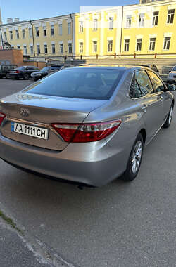 Седан Toyota Camry 2016 в 