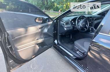 Седан Toyota Camry 2018 в 