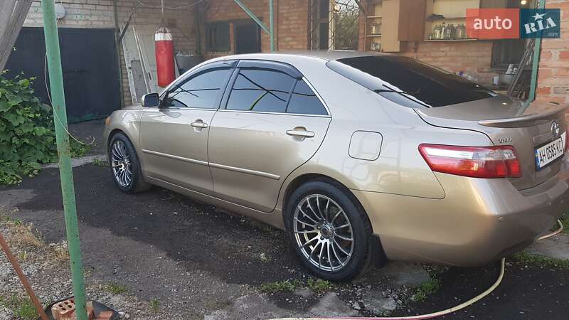 Седан Toyota Camry 2007 в Краматорську