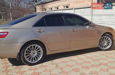 Седан Toyota Camry 2007 в Краматорске