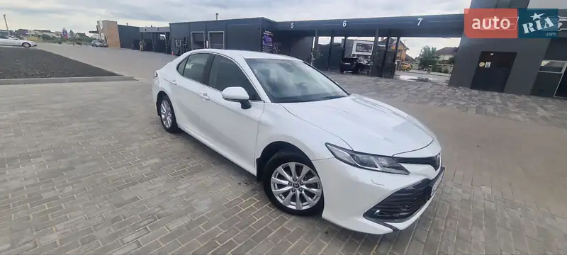 Toyota Camry 2020