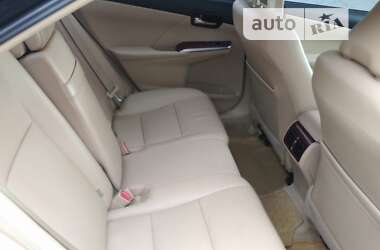 Седан Toyota Camry 2012 в Луцьку