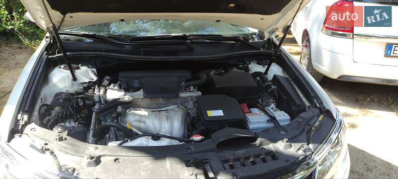 Седан Toyota Camry 2015 в Полтаві