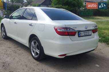 Седан Toyota Camry 2015 в Полтаві