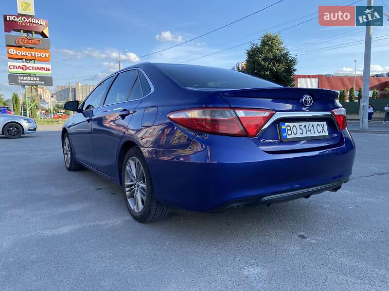 Седан Toyota Camry 2014 в Тернополе