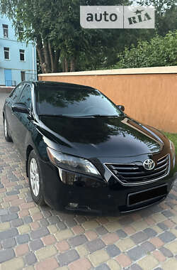 Седан Toyota Camry 2006 в Чернигове