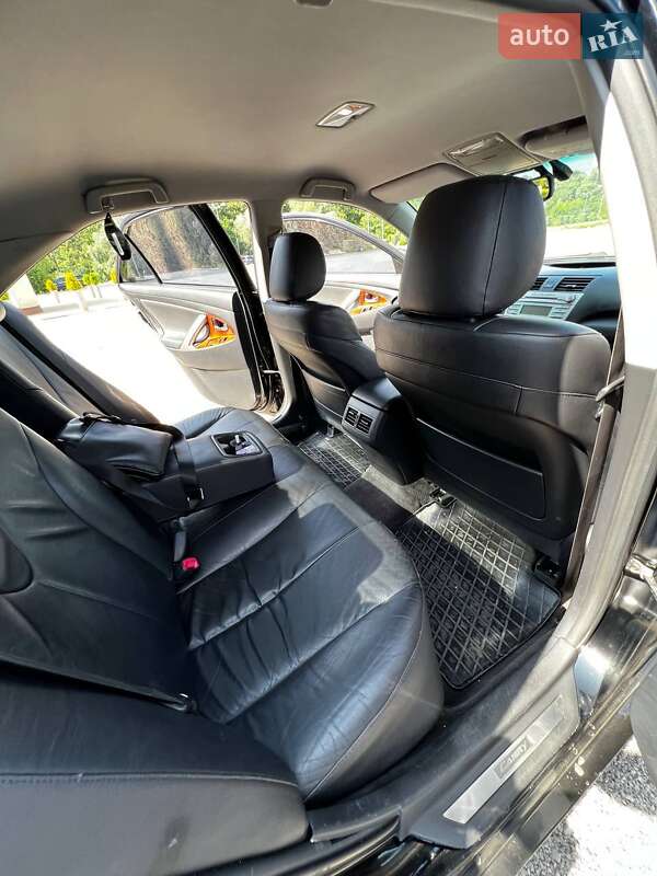 Седан Toyota Camry 2008 в Каменском фото 19 Седан Toyota Camry 2008 в Каменском