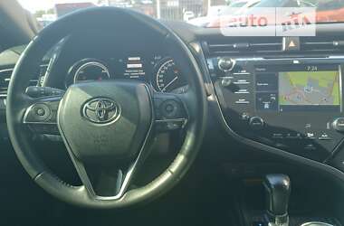 Седан Toyota Camry 2019 в Белой Церкви