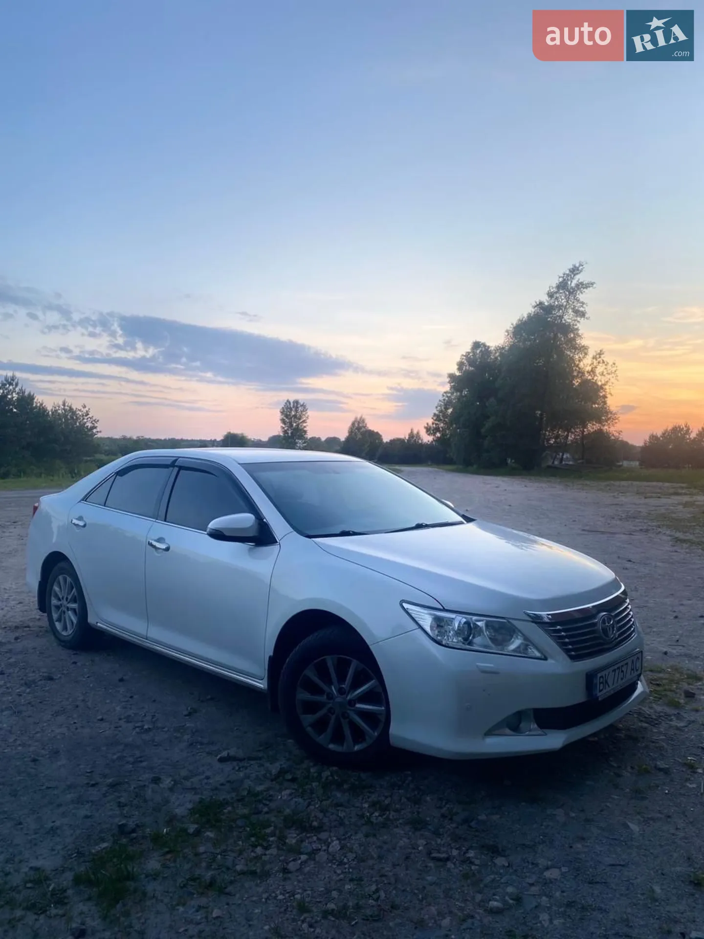 2011 Toyota Camry - мініатюра 3