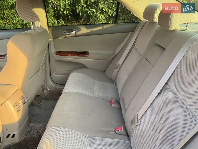 Седан Toyota Camry 2004 в Днепре фото 12 Седан Toyota Camry 2004 в Днепре