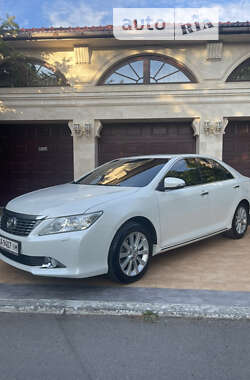 Седан Toyota Camry 2012 в 
