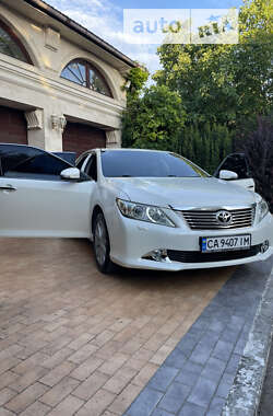 Седан Toyota Camry 2012 в 