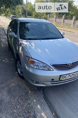 Седан Toyota Camry 2002 в Дрогобичі