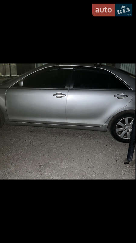 Седан Toyota Camry 2008 в Черкасах