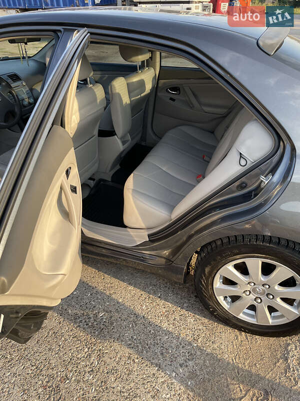 Седан Toyota Camry 2006 в Одесі