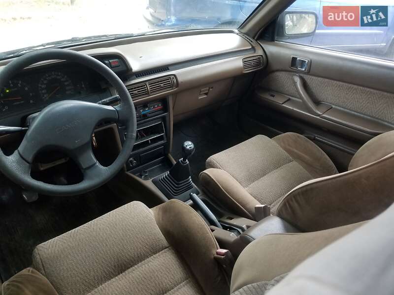 Седан Toyota Camry 1989 в Харькове