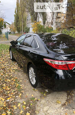 Седан Toyota Camry 2015 в Николаеве