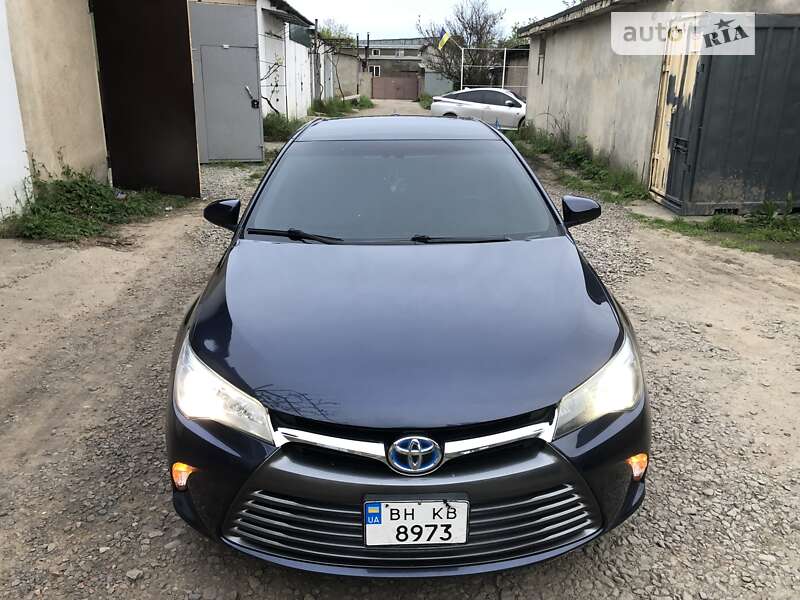 Toyota Camry 2015