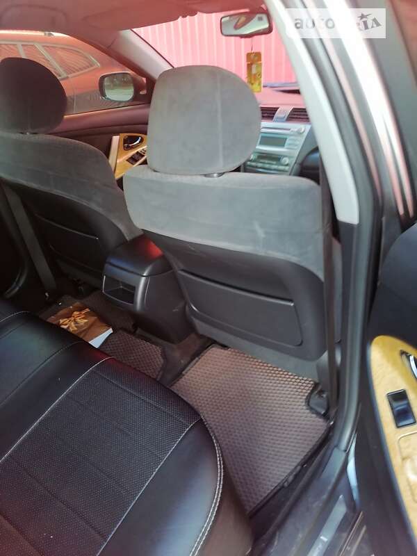 Седан Toyota Camry 2006 в Сумах